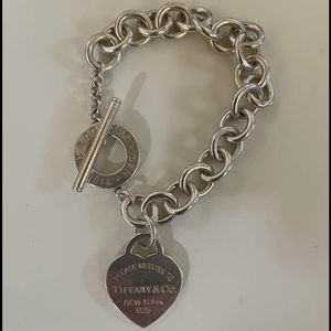NEW Return to Tiffany Heart Tag Toggle Bracelet